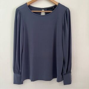 Tahari Medium Ruched Shoulder Cuffed Long Sleeve Top W Keyhole‎ Button Closure